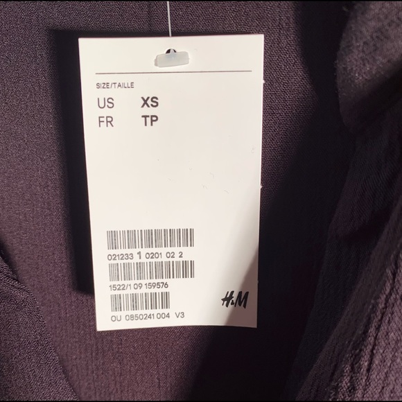 NWT | H&M Short-Sleeve V-Neck Tunic | Size XS - Picture 3 of 3